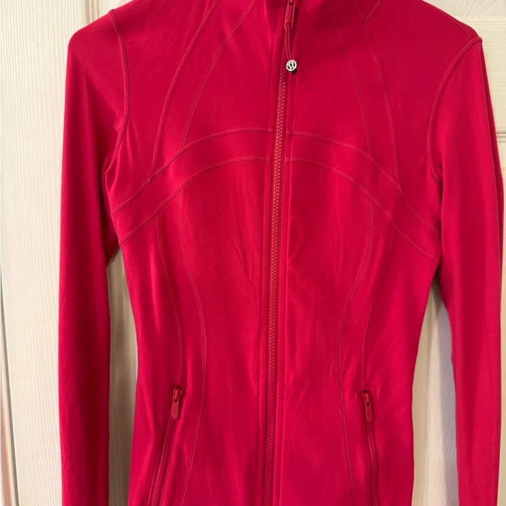 Lululemon Define Jacket - Passionate Pink, Size 4 - Picture 2 of 6